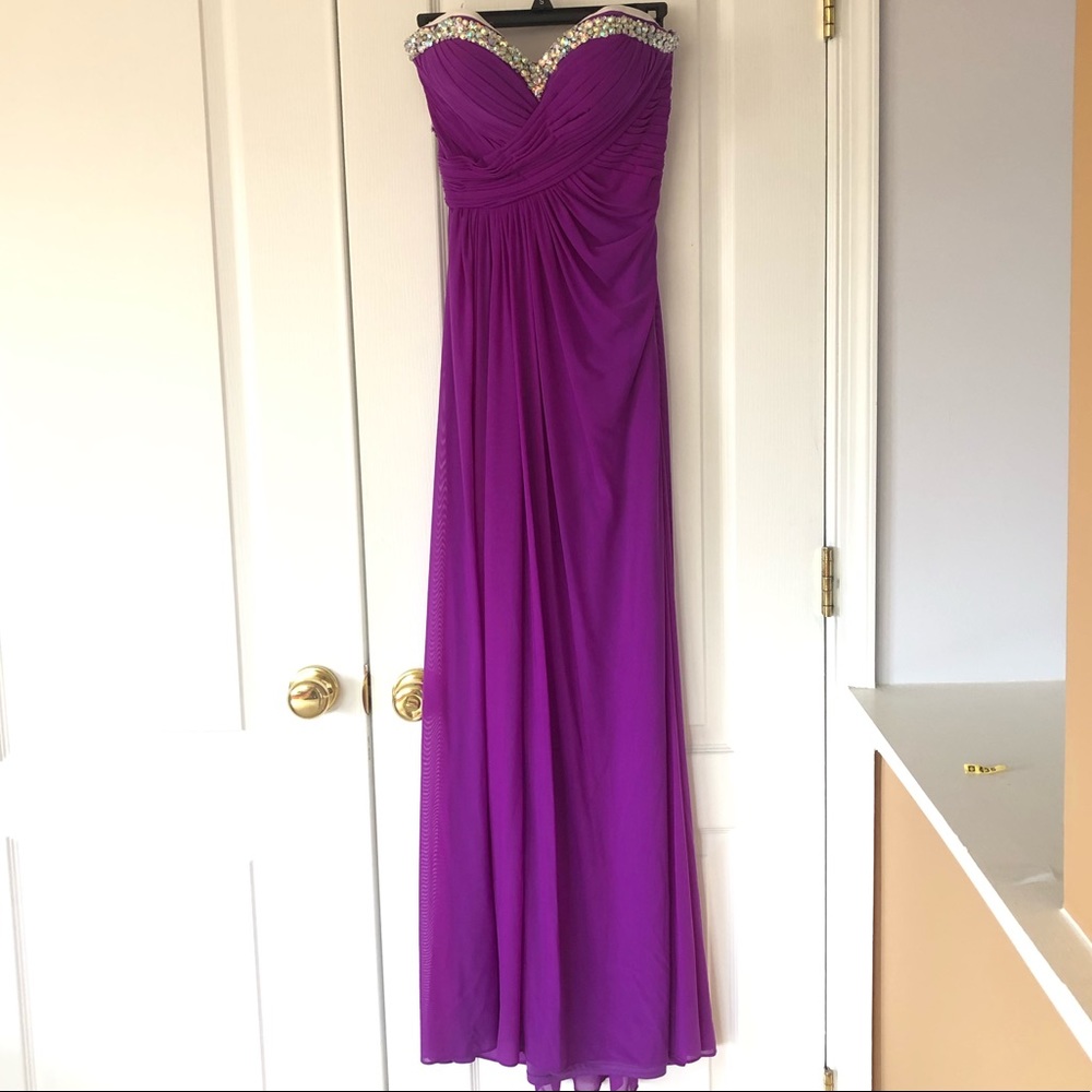 evening gown purple with sequins sweetheart neck